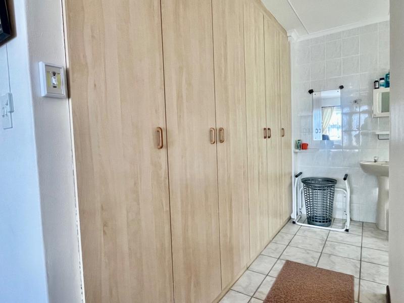 3 Bedroom Property for Sale in Fraaiuitsig Western Cape